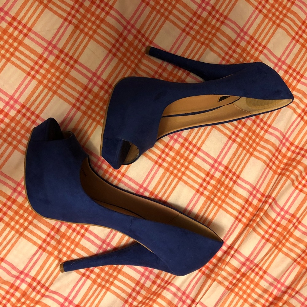 Blue Heels
